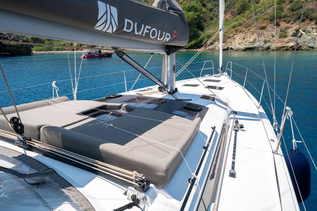 Dufour 470 Gusto 7