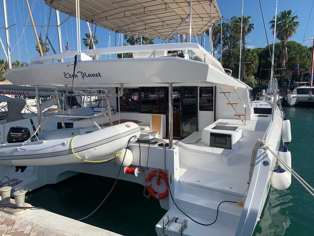 Dufour 48 Catamaran Eden Planet