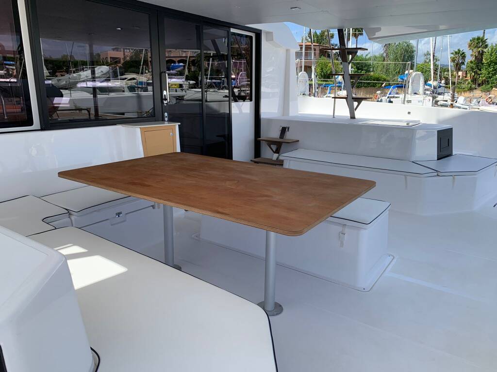 Dufour 48 Catamaran Eden Planet