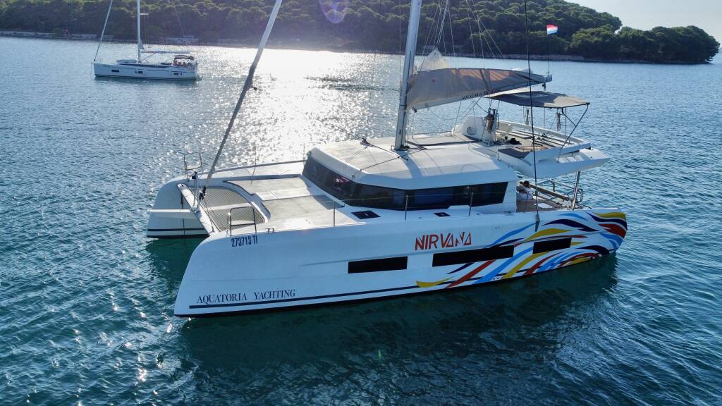 Katamaran Dufour 48 Catamaran Nirvana