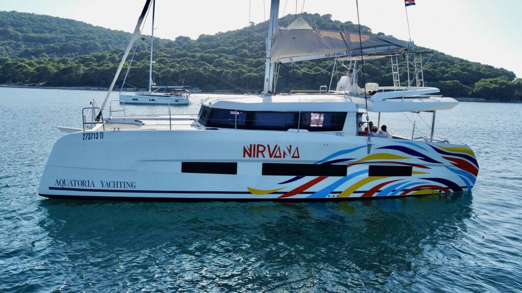 Katamaran Dufour 48 Catamaran Nirvana