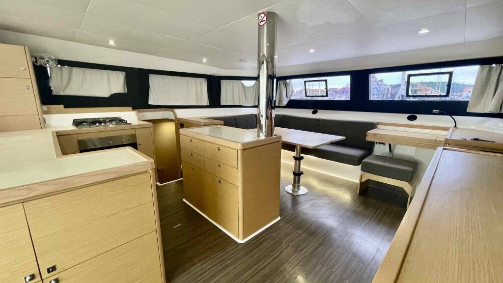 Katamaran Dufour 48 Catamaran Nirvana