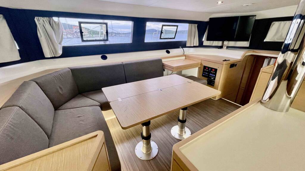 Katamaran Dufour 48 Catamaran Nirvana