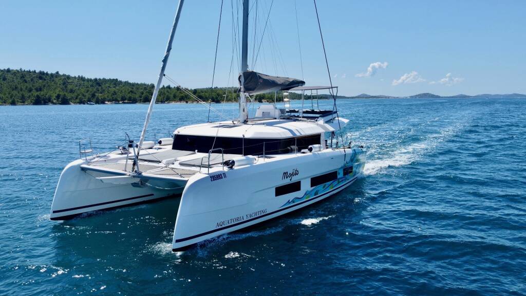 Dufour 48 Catamaran Mojito