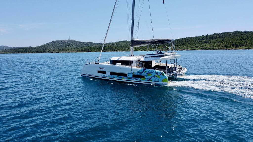 Katamaran Dufour 48 Catamaran Mojito