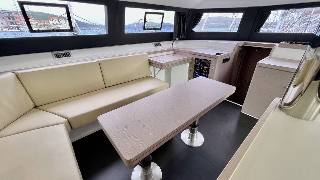 Katamaran Dufour 48 Catamaran Mojito