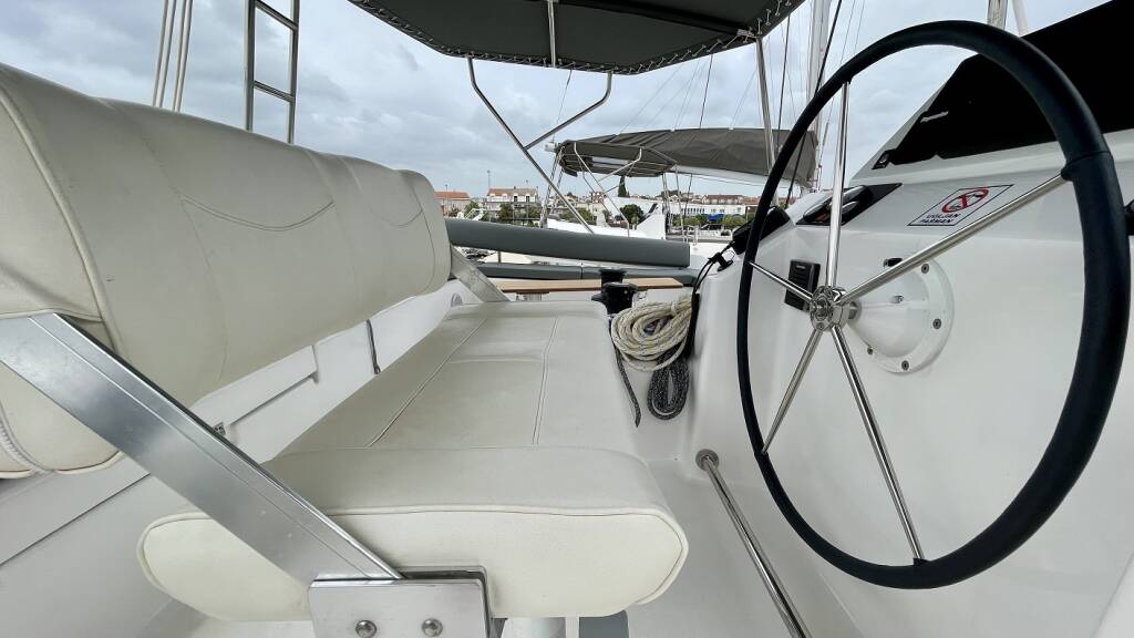 Katamaran Dufour 48 Catamaran Mojito