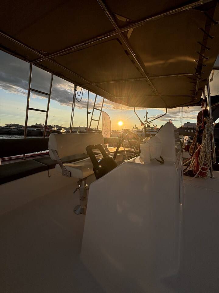Katamaran Dufour 48 Catamaran Siente El Mar