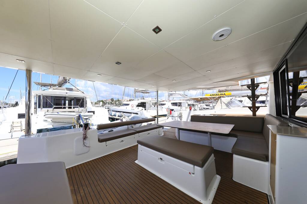 Catamaran Dufour 48 Catamaran Make Me Yours