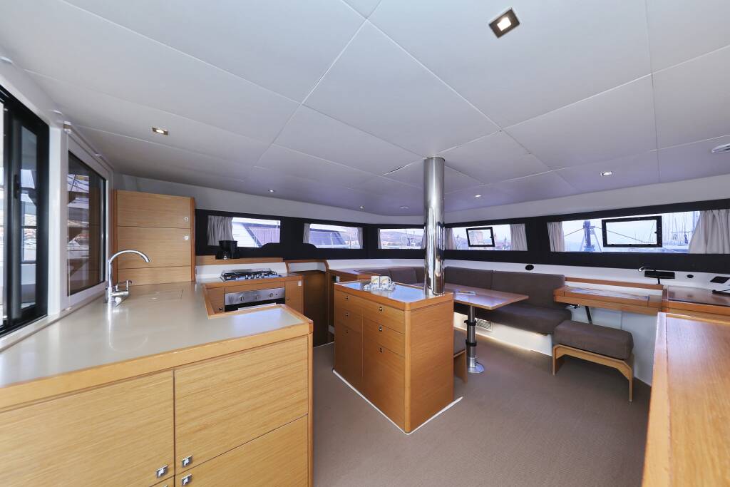 Catamaran Dufour 48 Catamaran Make Me Yours