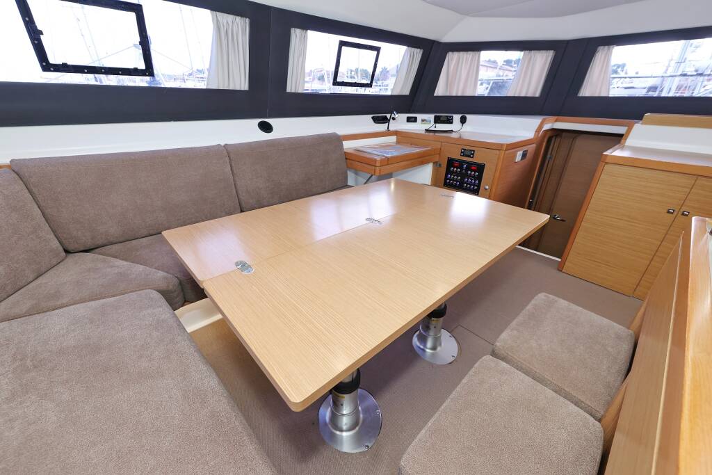 Catamaran Dufour 48 Catamaran Make Me Yours