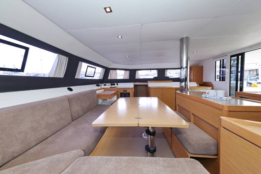 Catamaran Dufour 48 Catamaran Make Me Yours