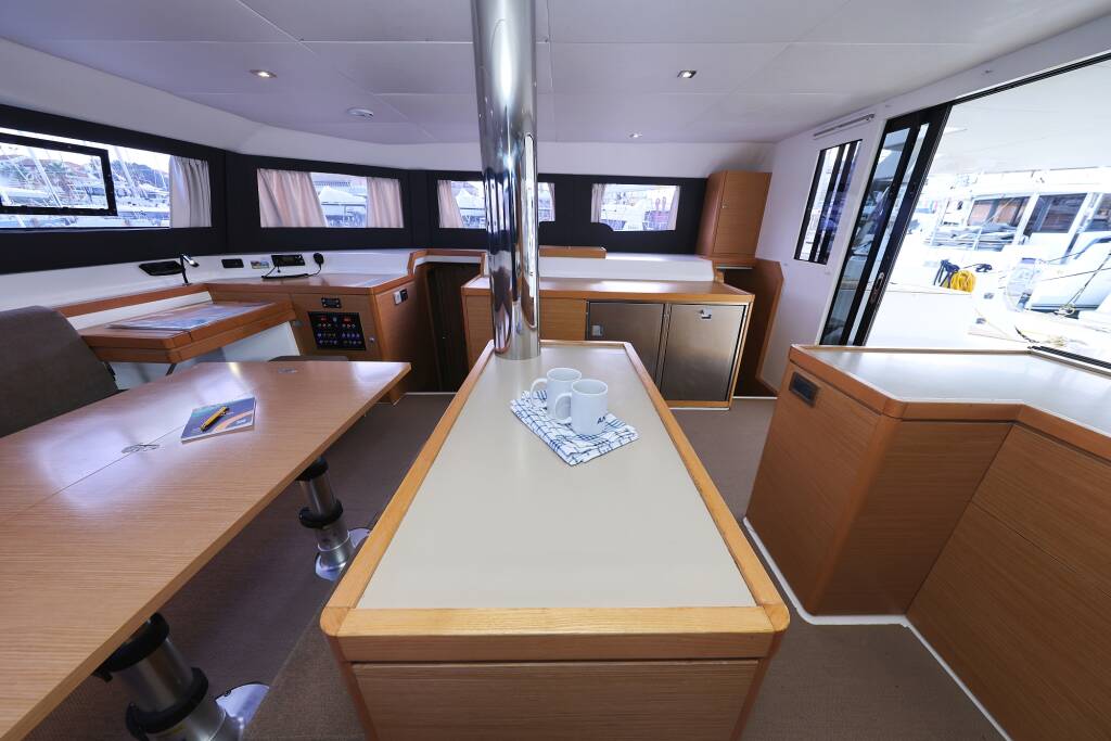 Catamaran Dufour 48 Catamaran Make Me Yours