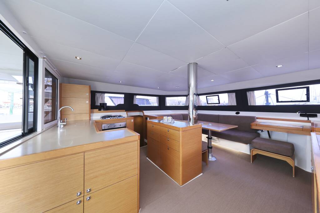 Catamaran Dufour 48 Catamaran Make Me Yours