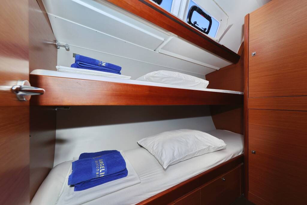 Dufour 520 GL Lateja