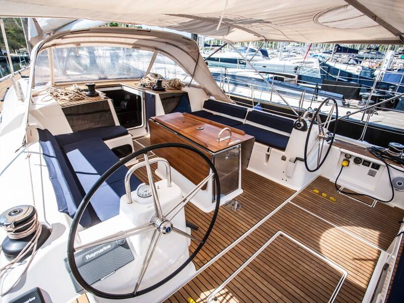 Segelyacht Dufour 560 GL Petrovich
