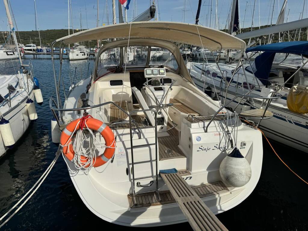 Sailing yacht Elan 384 Impression Sinje Sanje
