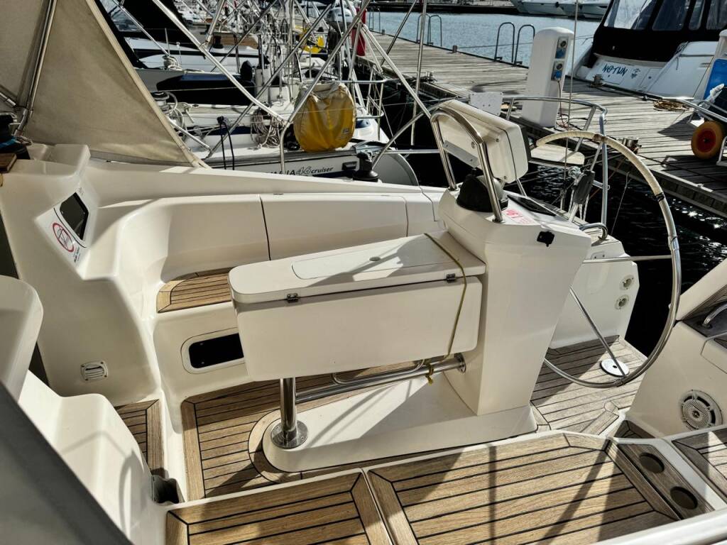 Sailing yacht Elan 384 Impression Sinje Sanje