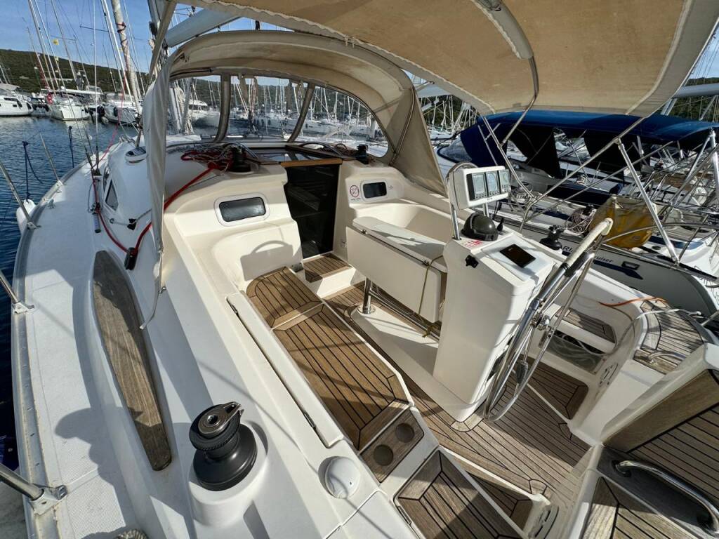 Sailing yacht Elan 384 Impression Sinje Sanje