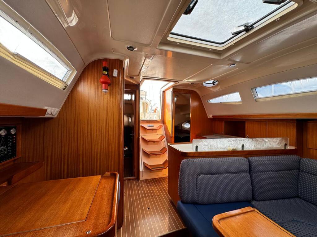 Sailing yacht Elan 384 Impression Sinje Sanje