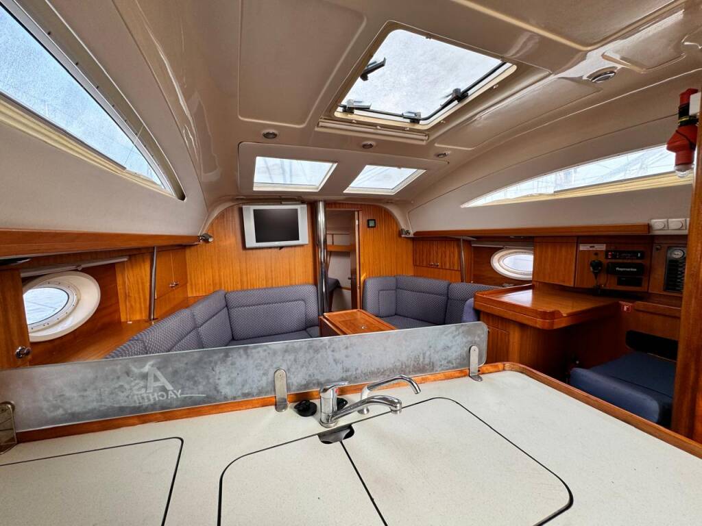 Sailing yacht Elan 384 Impression Sinje Sanje