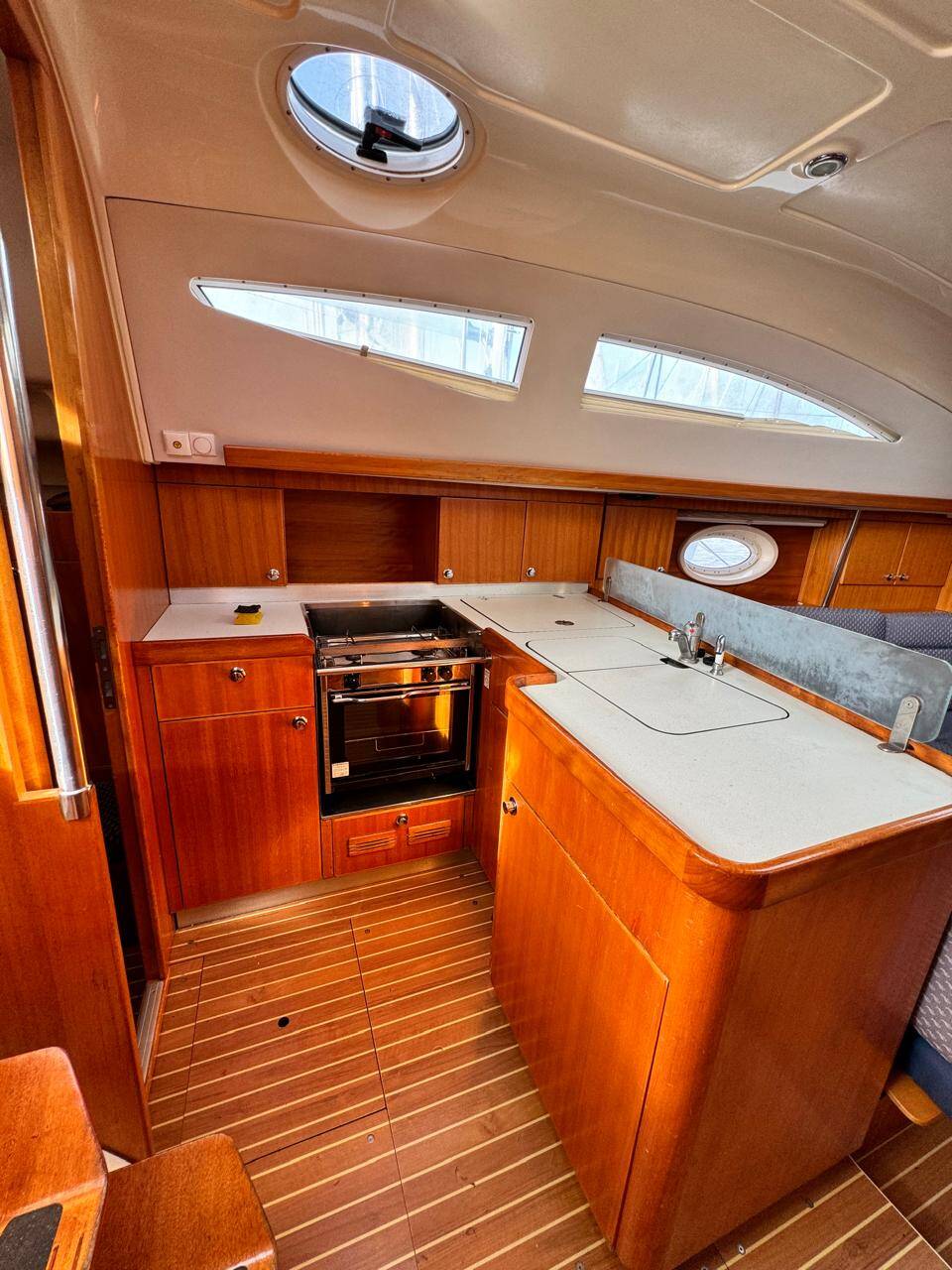 Sailing yacht Elan 384 Impression Sinje Sanje