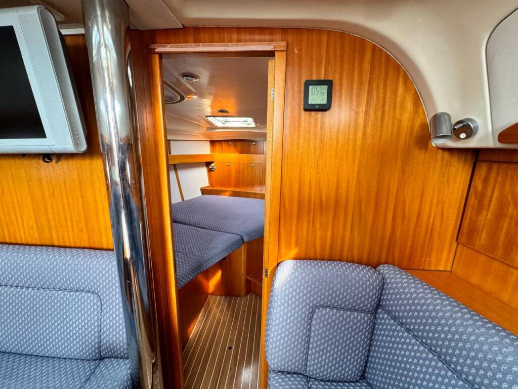 Sailing yacht Elan 384 Impression Sinje Sanje