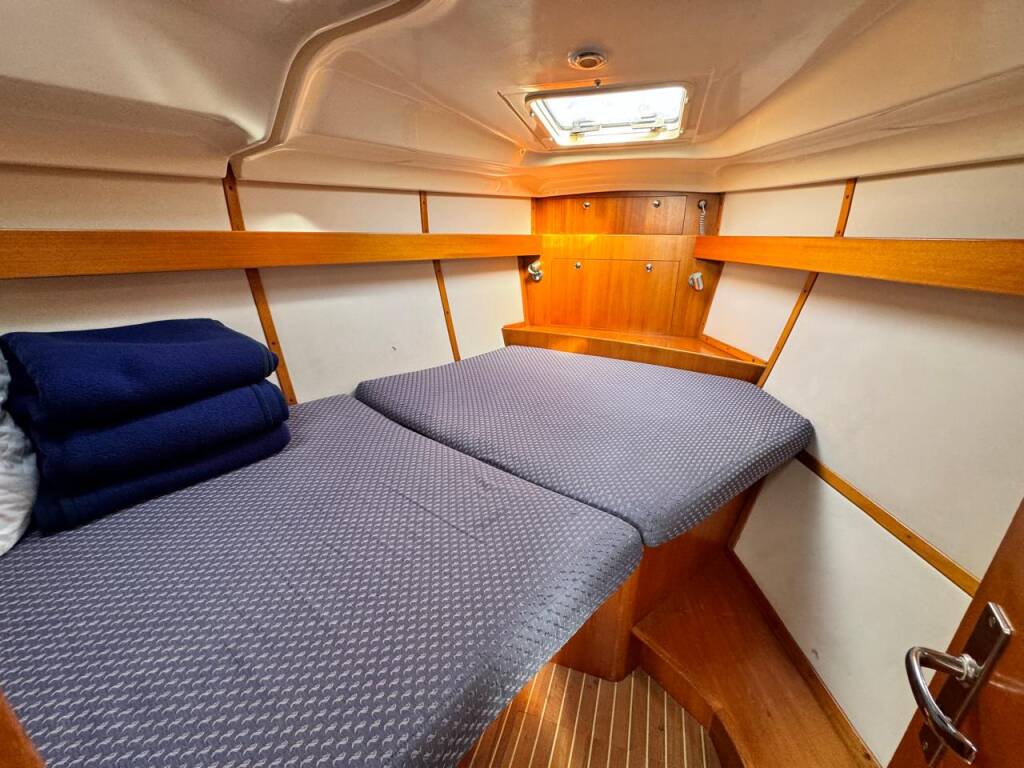 Sailing yacht Elan 384 Impression Sinje Sanje