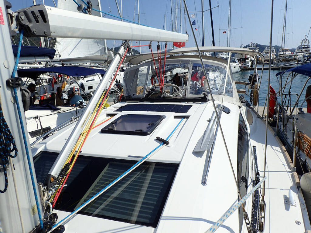 Segelyacht Elan 444 Impression Moon Shadow