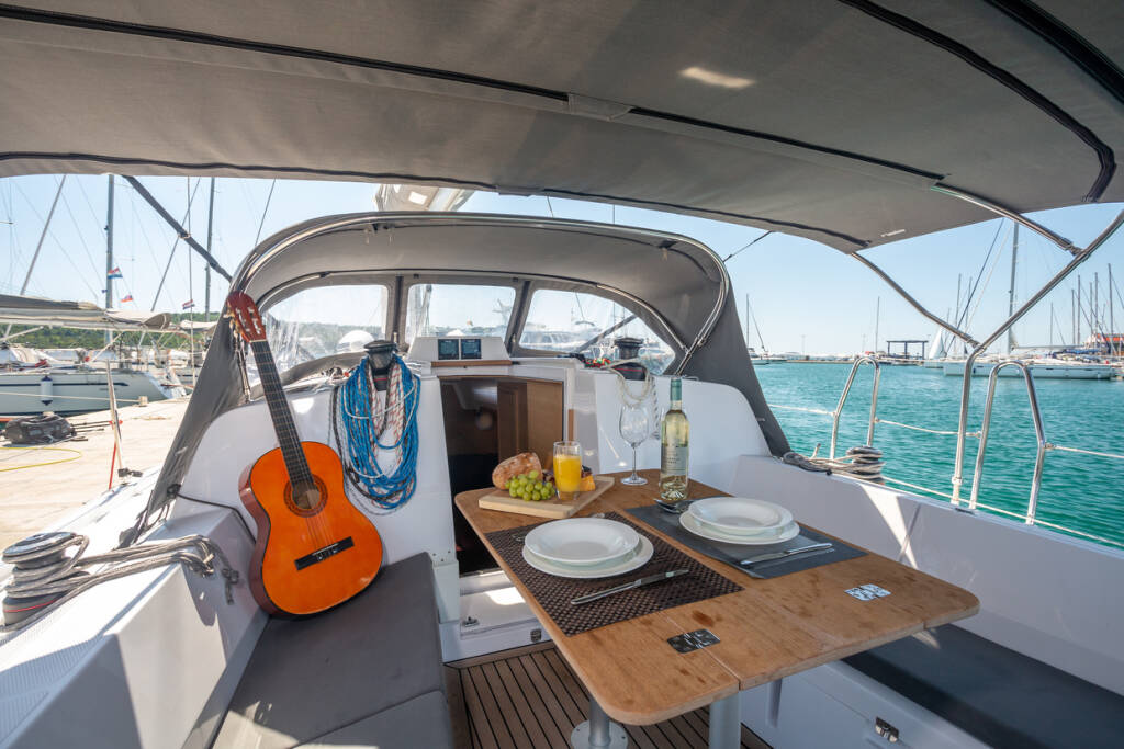 Segelyacht Elan E4 Shark