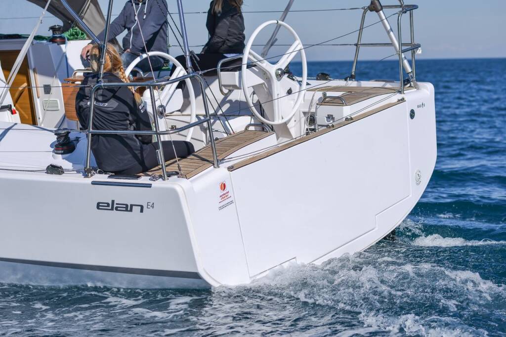 Segelyacht Elan E4 Shark
