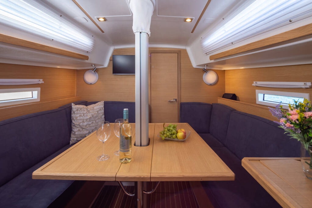 Segelyacht Elan E4 Shark