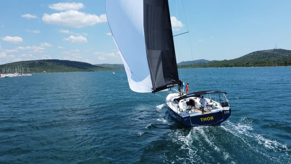 Segelyacht Elan E6 Thor
