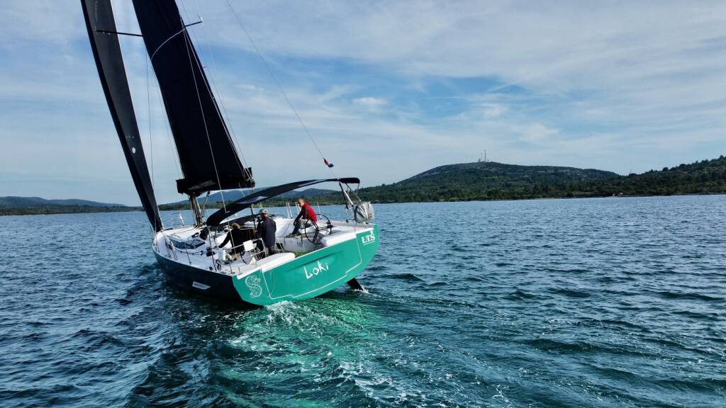 Segelyacht Elan E6 Loki