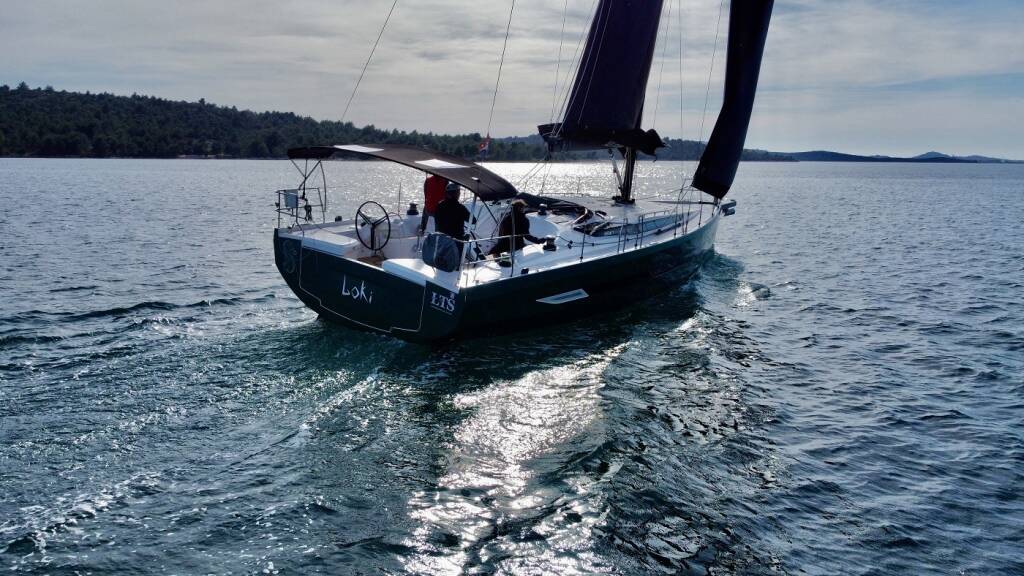 Segelyacht Elan E6 Loki