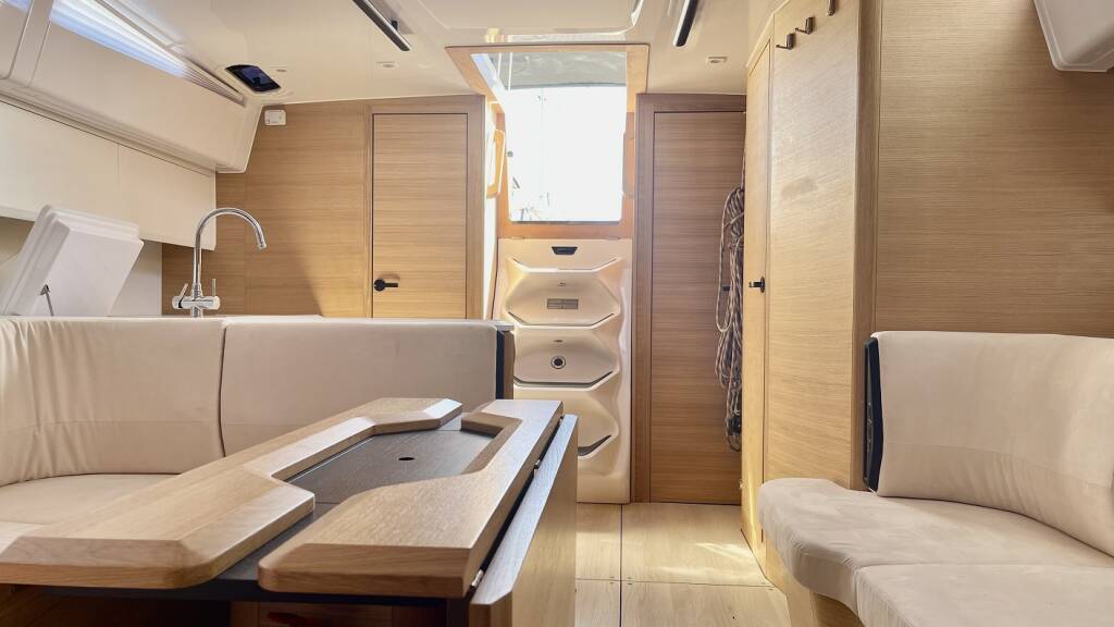 Segelyacht Elan E6 Loki