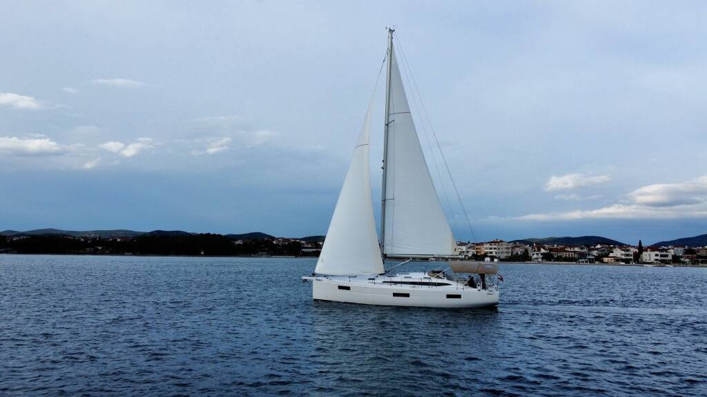 Segelyacht Elan Impression 45 Aurora
