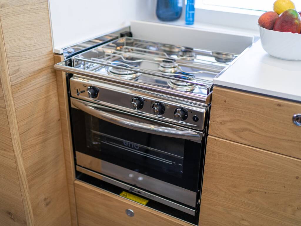 Elan Impression 45 Trinity