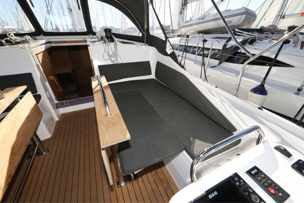 Elan Impression 45 Scarlett