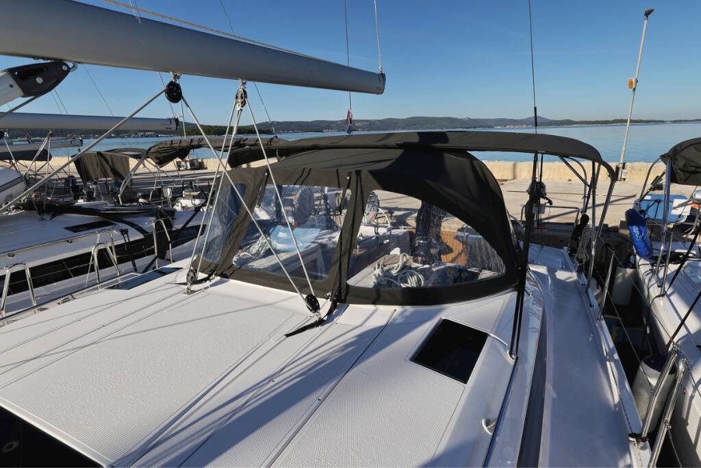 Elan Impression 45 Scarlett