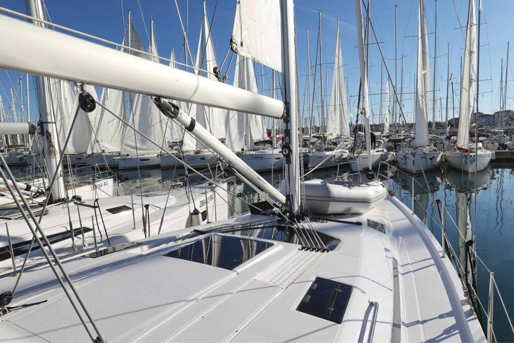 Elan Impression 45 Scarlett