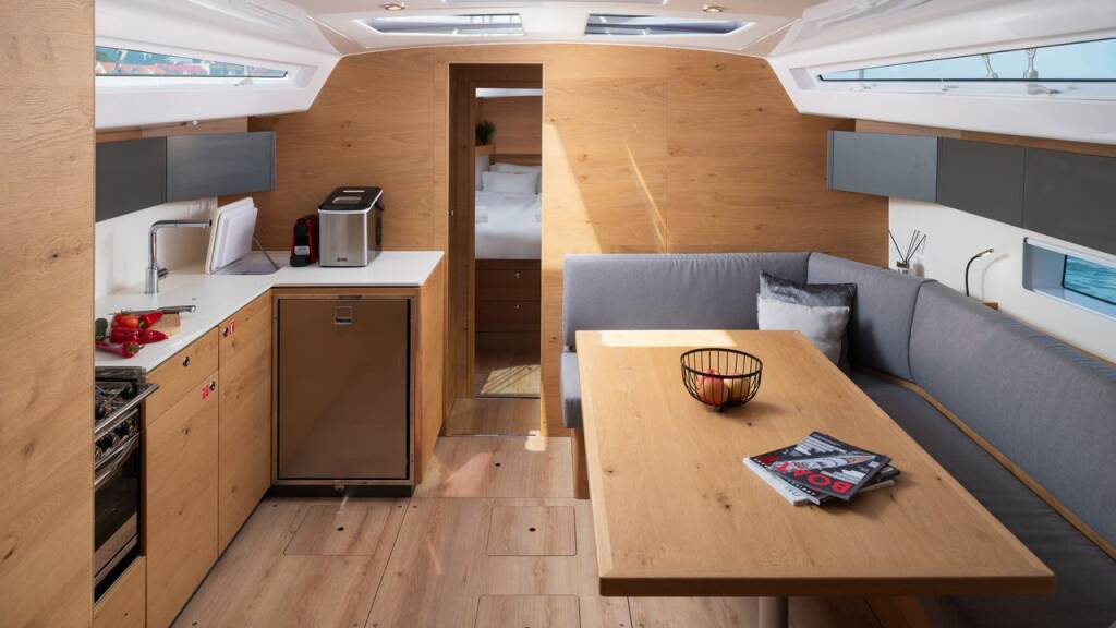 Elan Impression 45 Zara