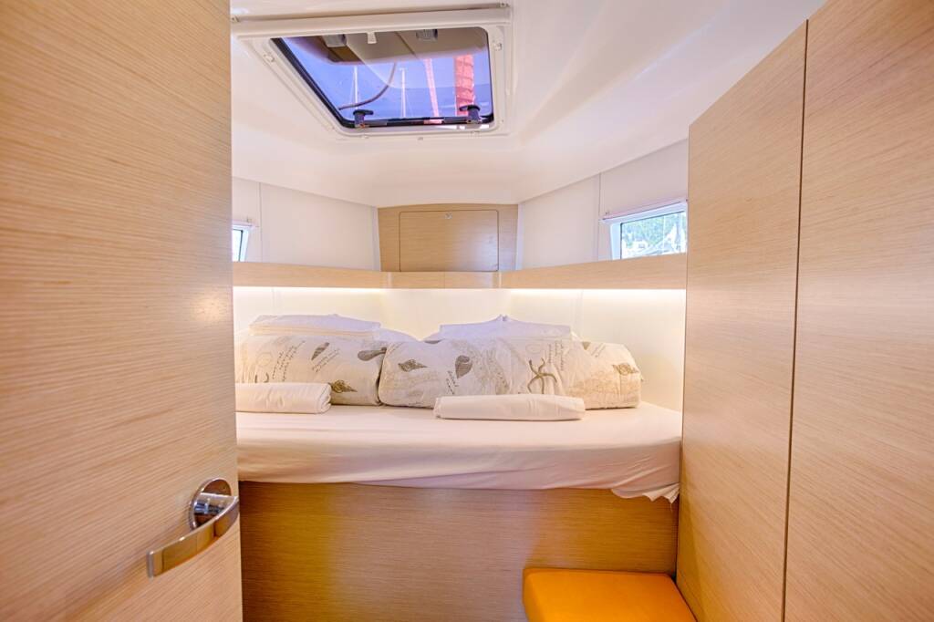 Segelyacht Elan Impression 45 Lion