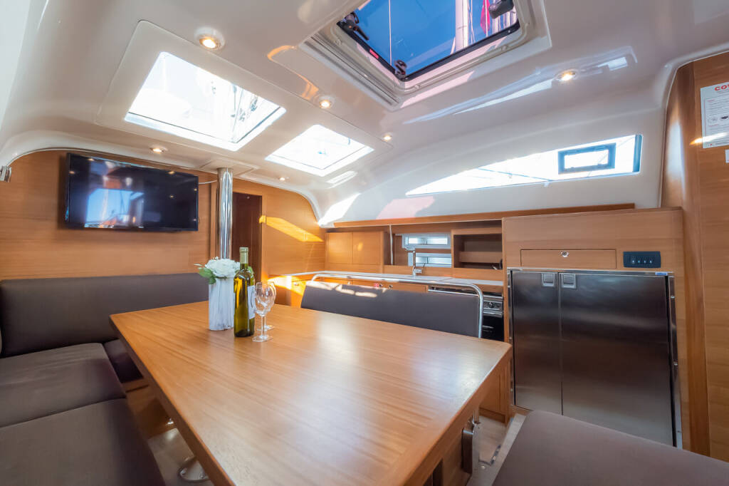 Segelyacht Elan Impression 45.1 Josephine