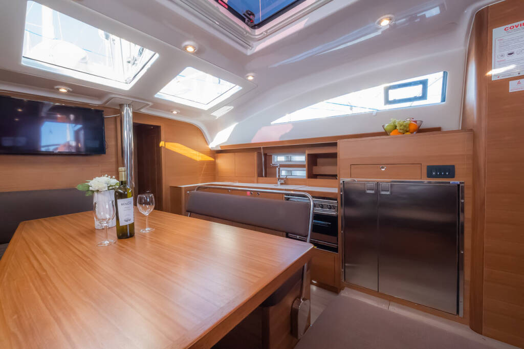 Segelyacht Elan Impression 45.1 Josephine