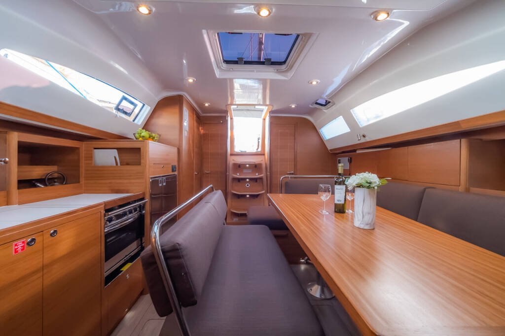 Segelyacht Elan Impression 45.1 Josephine