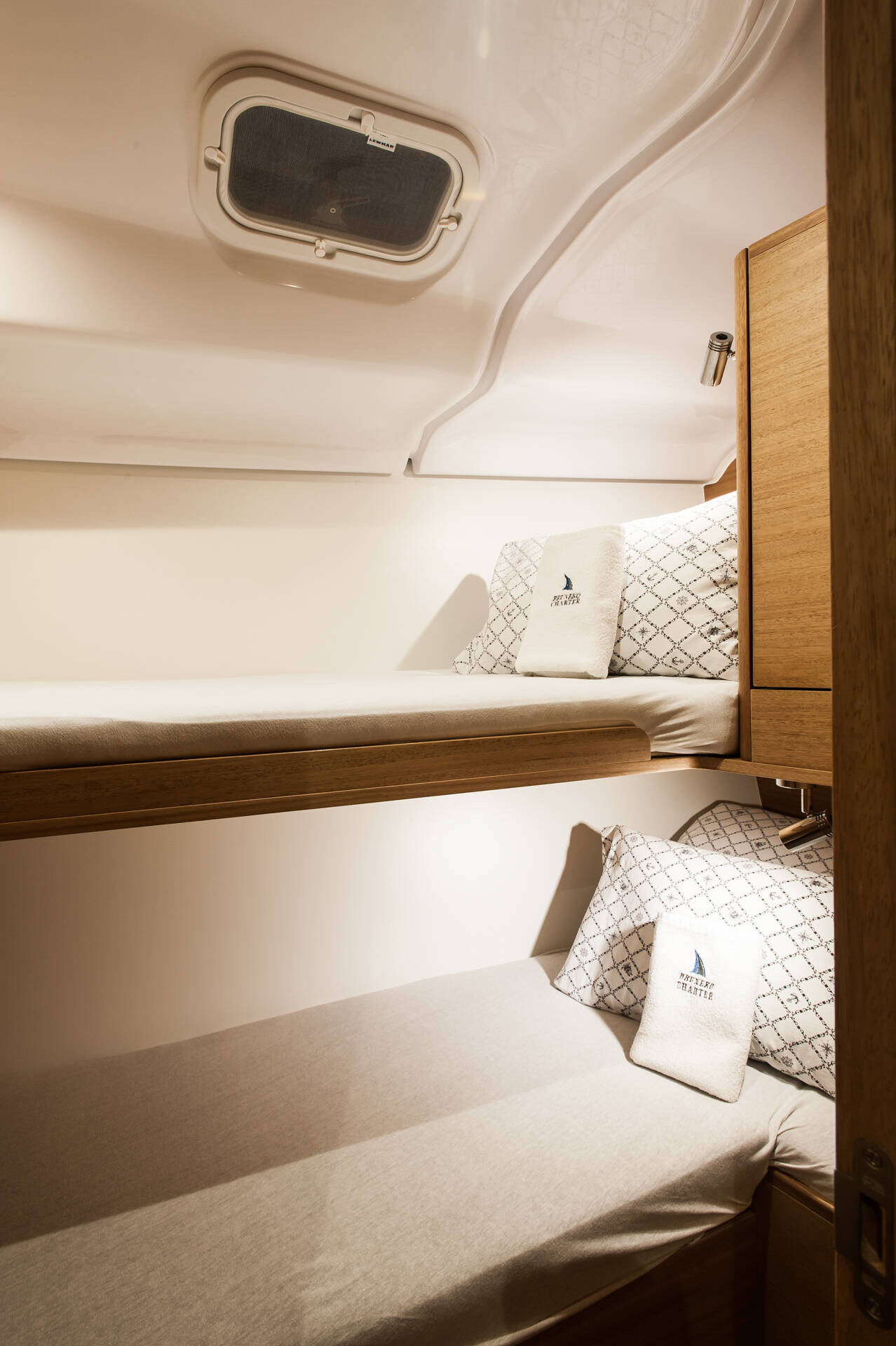 Segelyacht Elan Impression 45.1 Escape