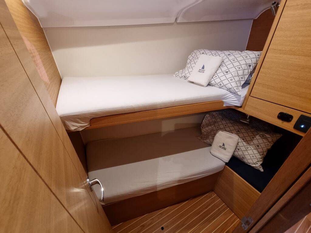 Segelyacht Elan Impression 45.1 Linea Uno