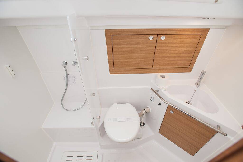 Segelyacht Elan Impression 45.1 Linea Uno