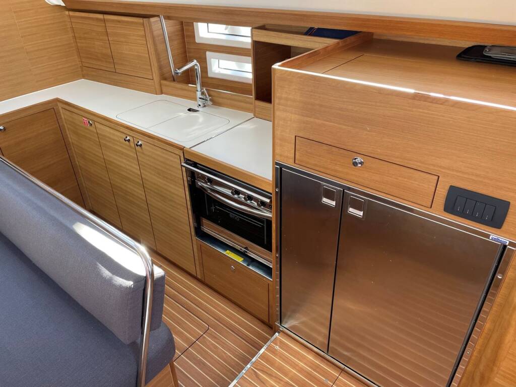 Segelyacht Elan Impression 45.1 Tattoo